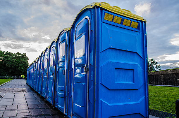 Best Emergency porta potty rental  in Robbinsdale, MN